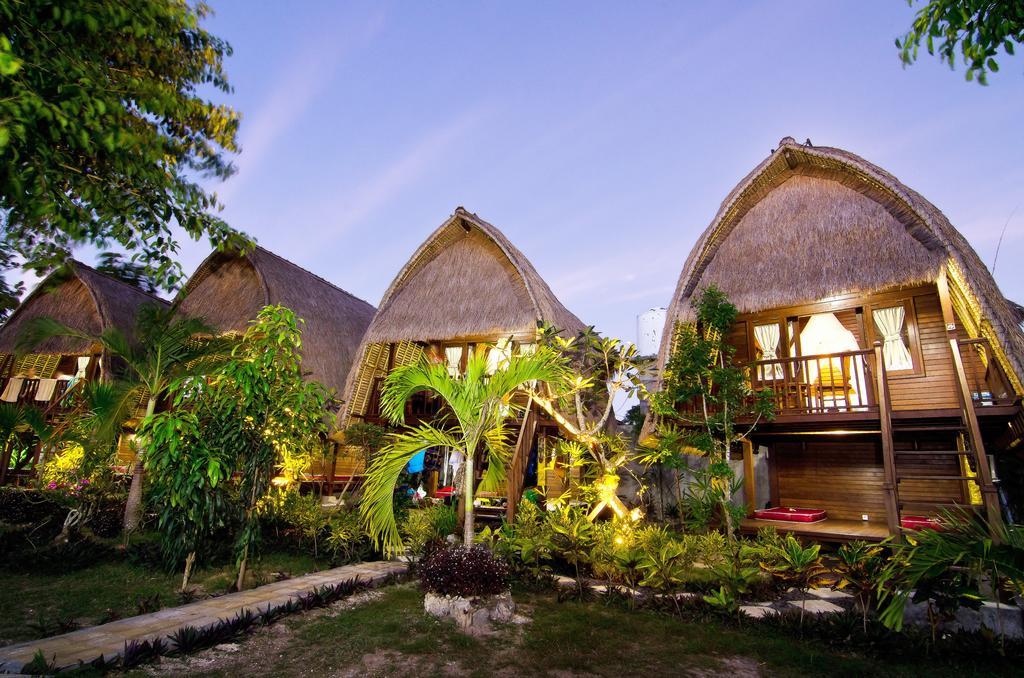 Lotus Garden Huts Hotel Nusa Lembongan  Exterior photo